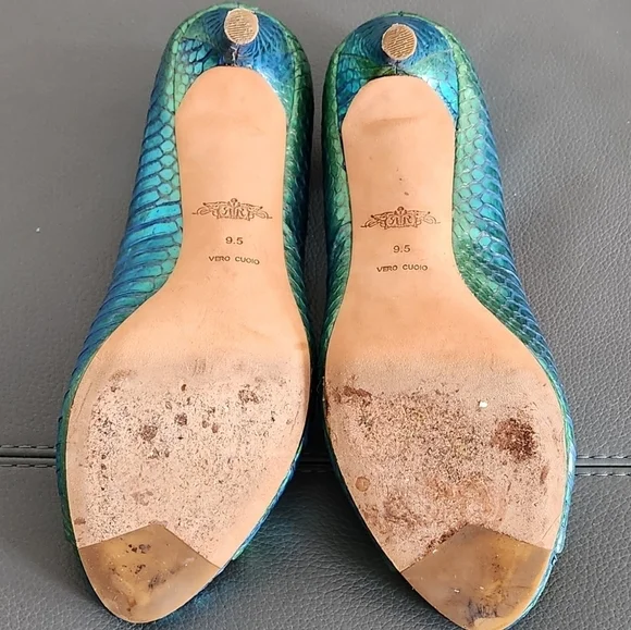 Rachel Roy Penelopey python snakeskin embossed Pump, sz 9.5, iridescent blue - Picture 4 of 11